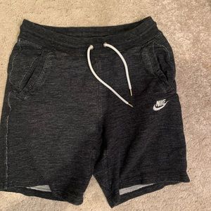 Small Nike men’s shorts